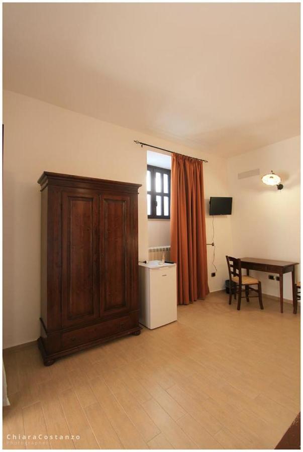 Bed and Breakfast Antico Casale Джоиоза-Мареа Экстерьер фото